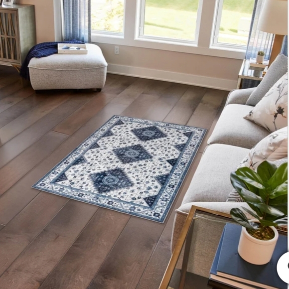 Oos - Picture 2 of 5